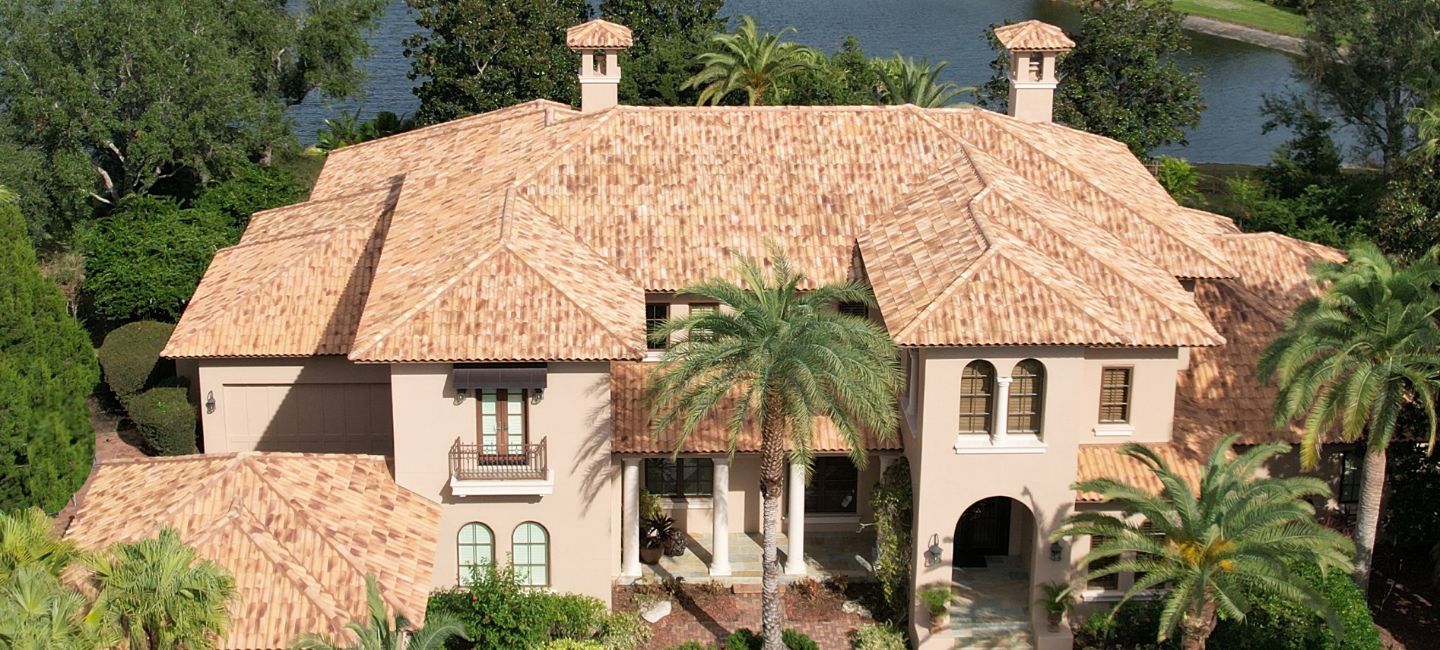 Gary's Roofing logo